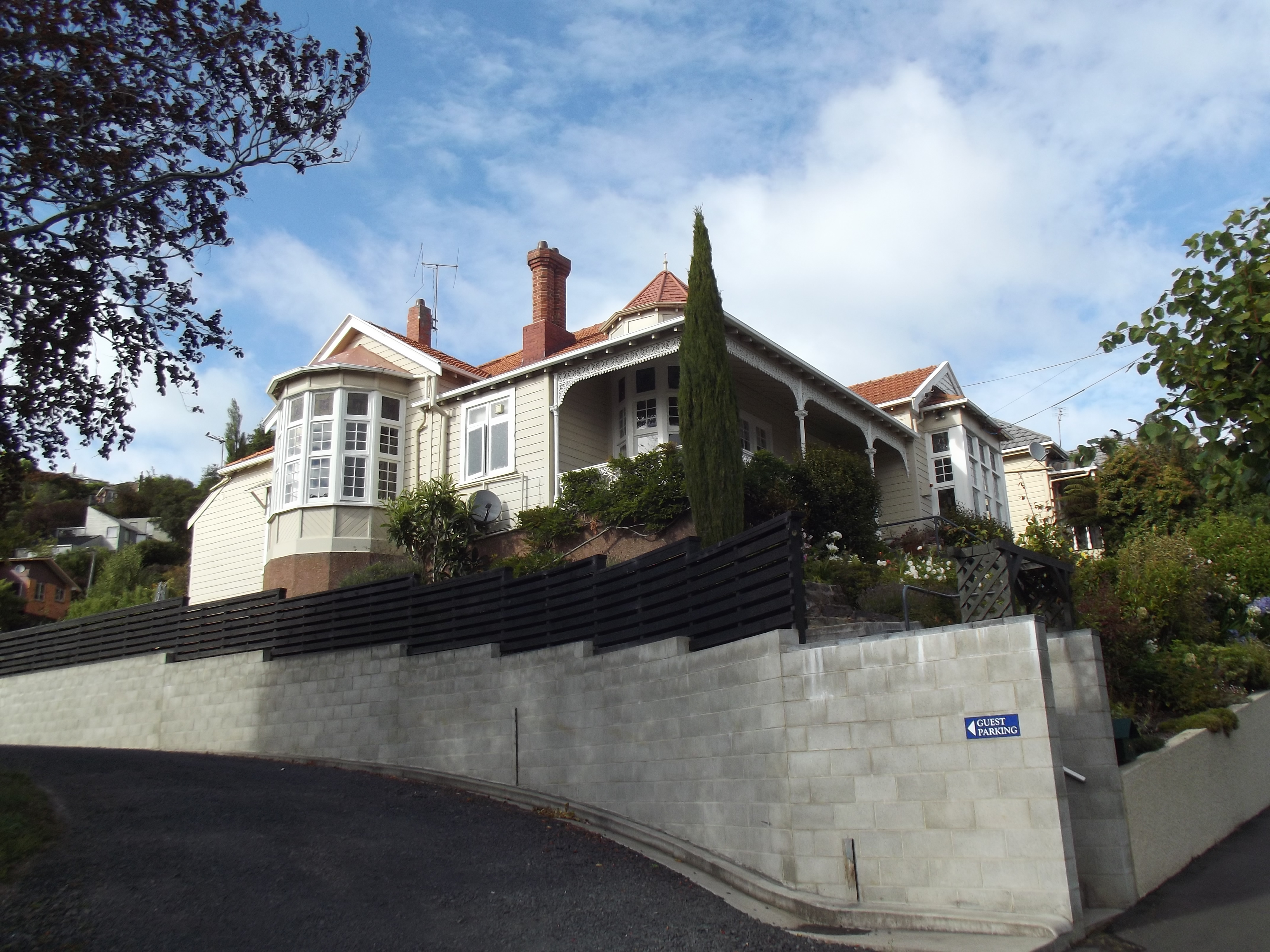 013-Hazel House.jpg