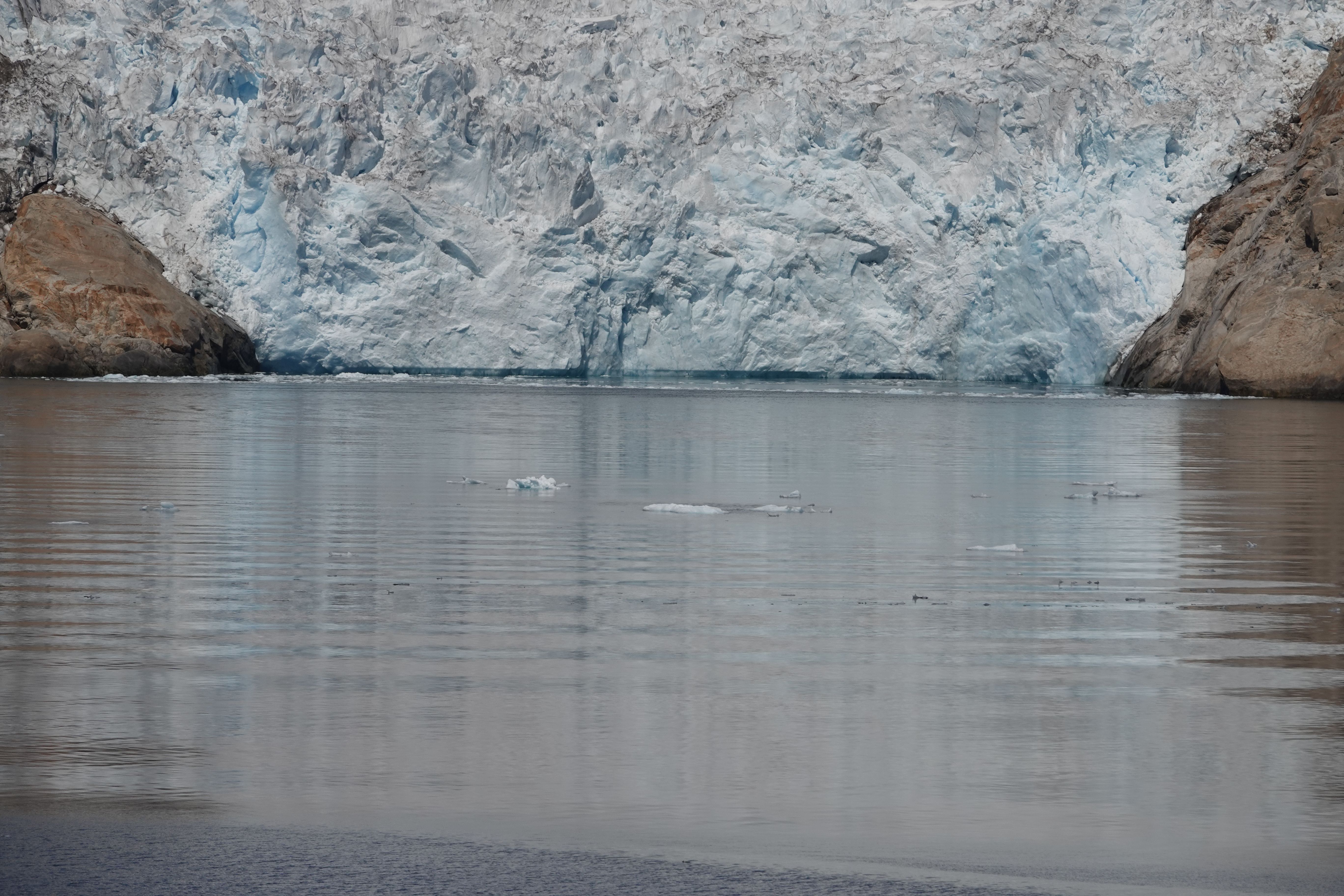 Gletscher im Prinz Christian Sund Grönland.jpg
