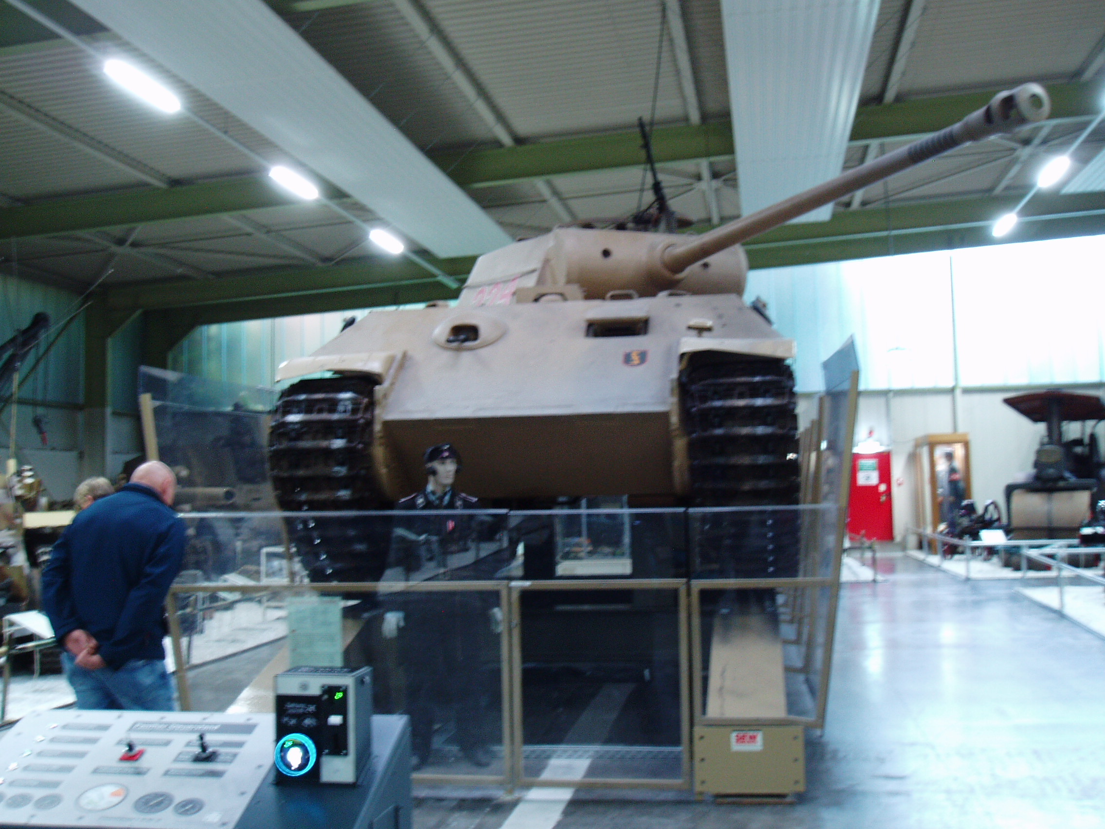 Panther G 1944 (für 2 EUR steuerbar).JPG