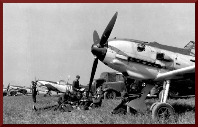 Bf 109 E auf Feldflugplatz in Frankreich 1940