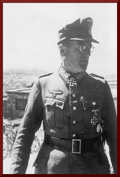 408px-Bundesarchiv Bild 183-L29176, Ferdinand Schörner 01