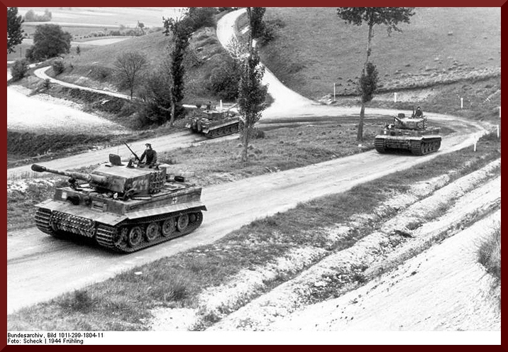 Bundesarchiv Bild 101I-299-1804-11%252C Nordfrankreich%252C Panzer VI %2528Tiger I%2529