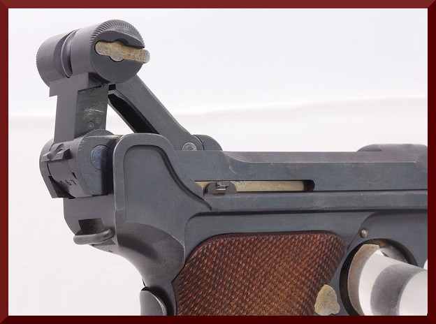 800px-Luger IMG 6761b