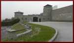 Einfahrtsgebäude zum KZ Mauthausen 2010