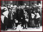 Bundesarchiv, Bild 183-N0827-318   CC-BY-SA
