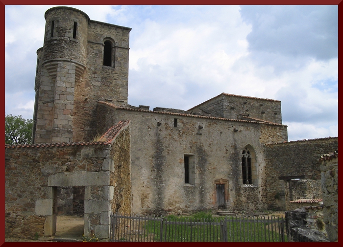 Oradour-sur-Glane-Church-1275