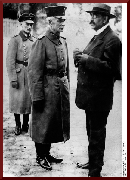 Bundesarchiv Bild 183-1989-0718-501