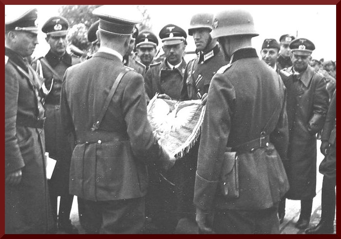 Himmler with Hitler, Poland september 1939