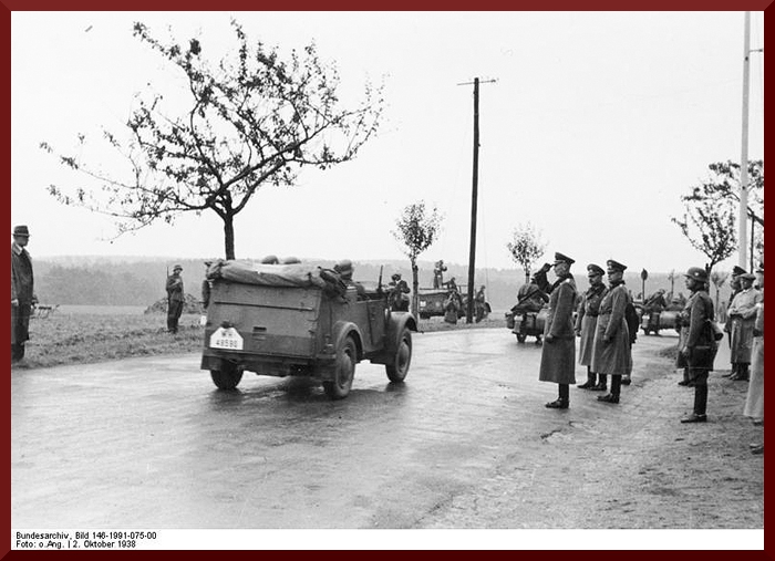 Bundesarchiv Bild 146-1991-075-00, Reichenau, Einmarsch deutscher Truppen