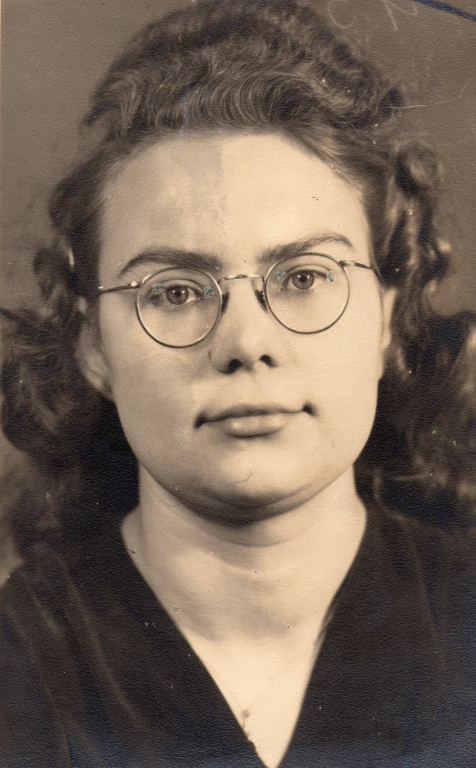 FräuleinEbinger1942
