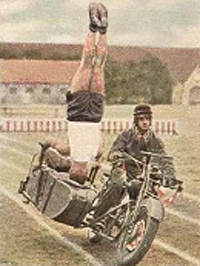 Bild 135 Motoradfahrer beim Sportfest