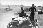 Bundesarchiv Bild 101I-185-0139-20, Polen, Russland, Panzer in Bereitstellung[1]
