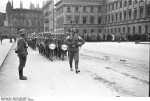 Bundesarchiv Bild 101I-001-0251-12, Warschau, Parade deutscher Truppen[1]