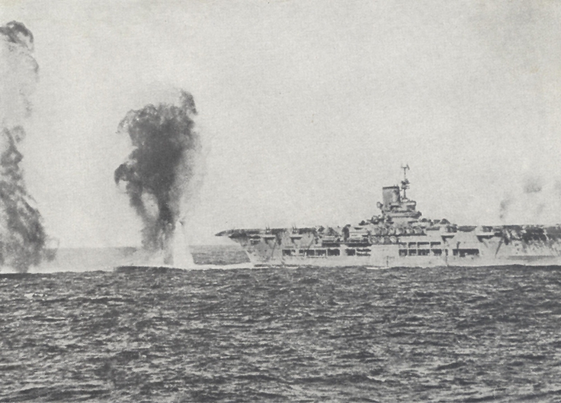Bombardierung HMS Ark Royal 001 forenbildarchiv