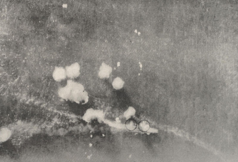 Bombardierung Flugzeugträger forenbildarchiv