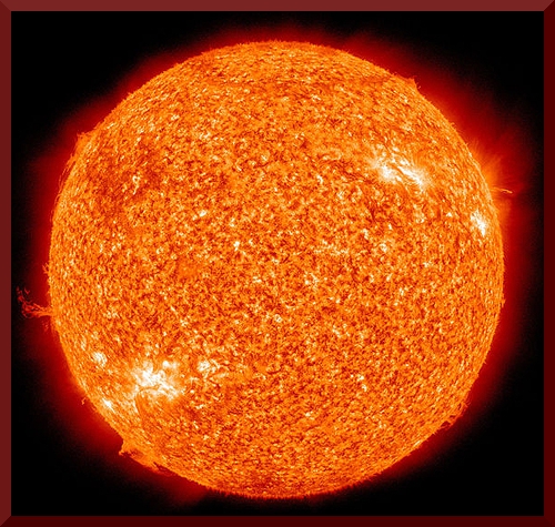 The Sun by the Atmospheric Imaging Assembly of NASA's Solar Dynamics Observatory - 20100819