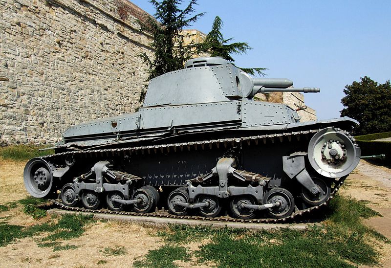 800px-Belgrade Military Museum - PzKpfw 35(t)